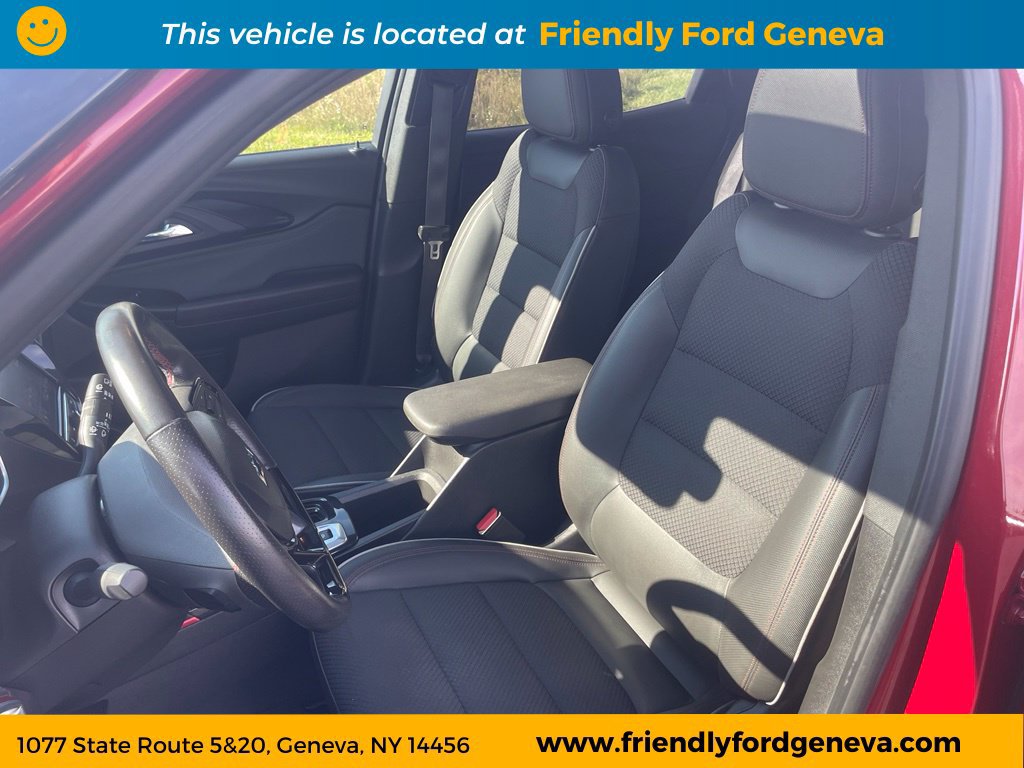 Used 2021 Chevrolet TrailBlazer RS w/ Sun and Liftgate Package AWD/4WD image 14