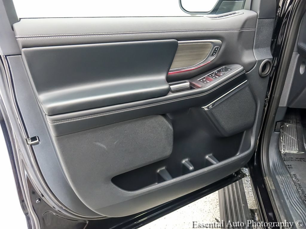 Certified 2025 Ford Expedition Max Platinum AWD/4WD image 21