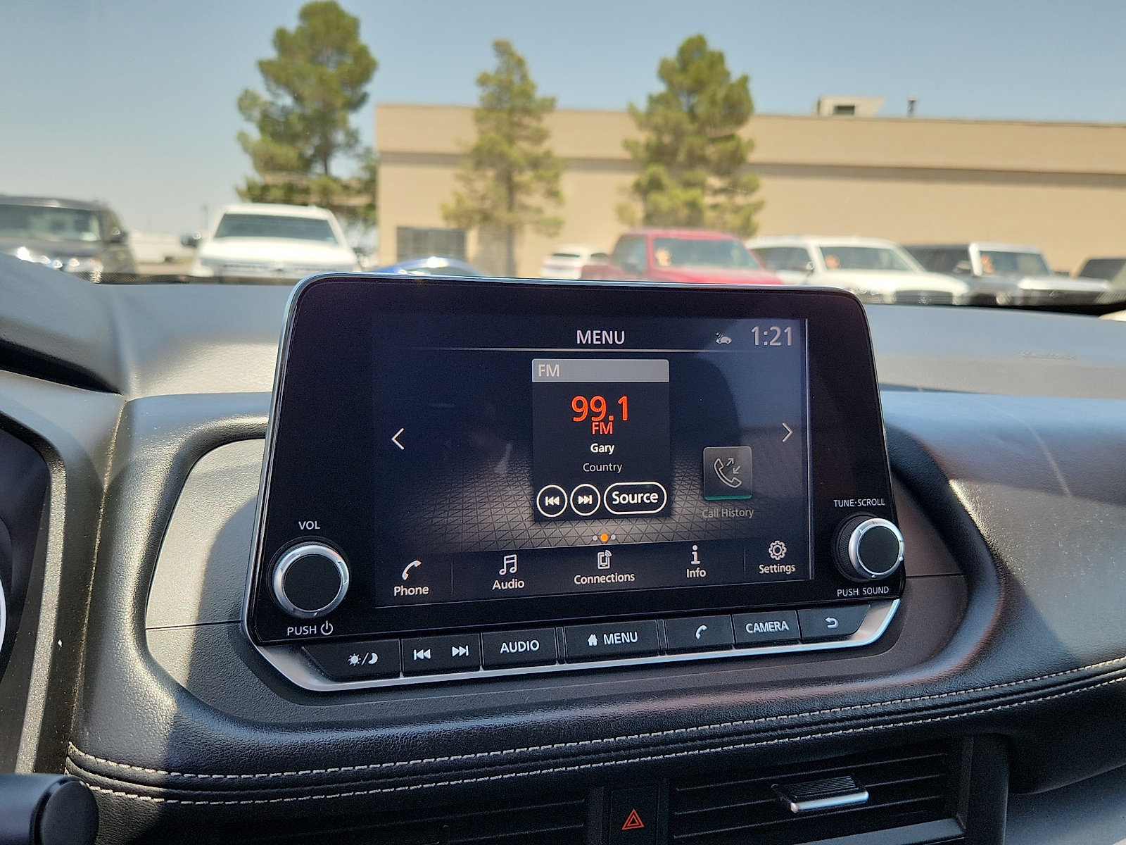 Used 2024 Nissan Rogue SV FWD image 12