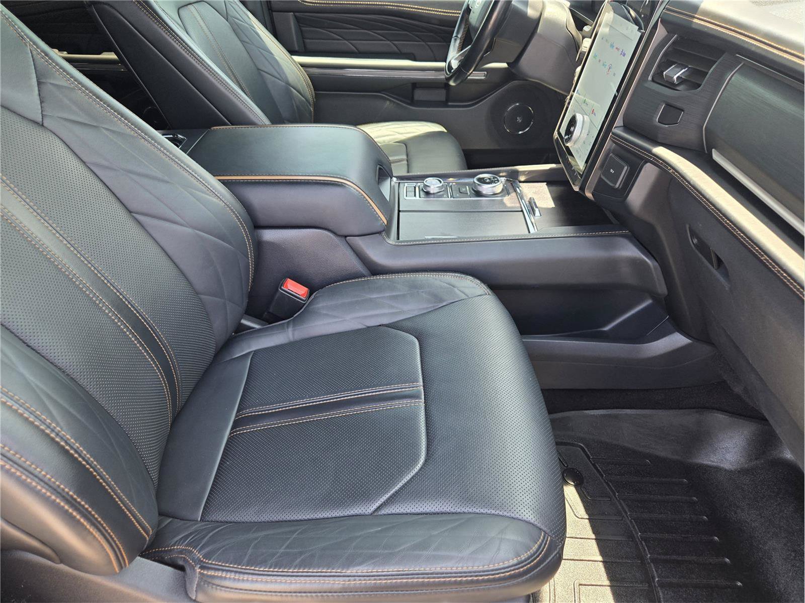 Certified 2023 Ford Expedition Max Platinum AWD/4WD image 12