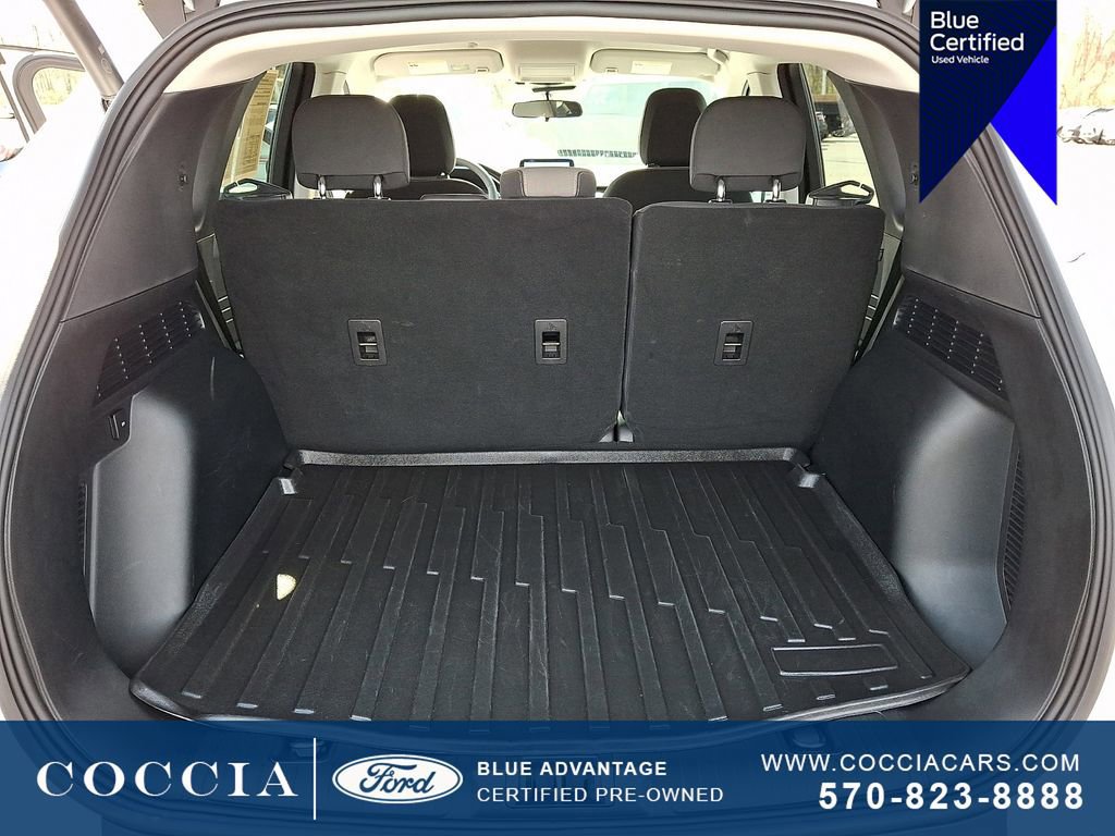 Certified 2022 Ford Escape SE w/ SE Sport Appearance Package image 28