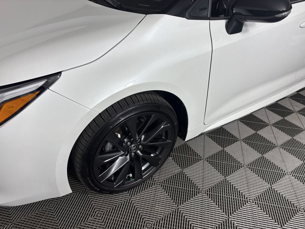 Used 2026 Toyota Corolla XSE FWD image 9