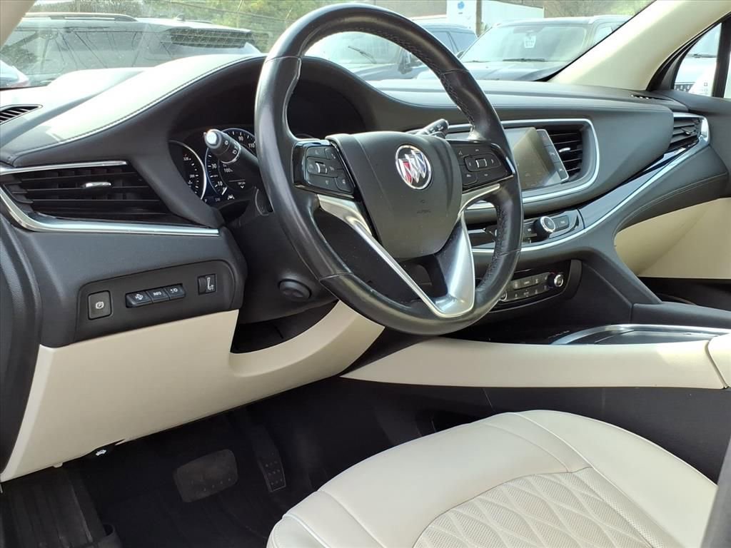 Used 2022 Buick Enclave Avenir w/ Avenir Technology Package AWD/4WD image 12