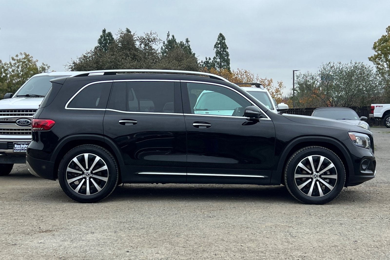 Used 2020 Mercedes-Benz GLB 250 4MATIC image 3