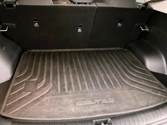 Used 2021 Kia Seltos LX AWD/4WD image 33