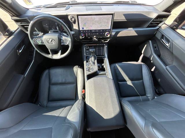 Used 2024 Lexus GX 550 w/ Accessory Package (2T) AWD/4WD image 28