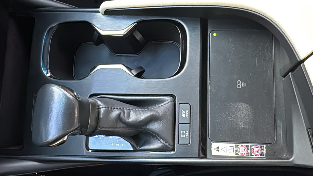 Used 2023 Lexus ES 300h w/ Premium Package FWD image 15