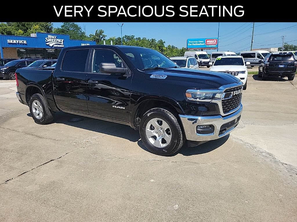 Used 2025 RAM 1500 Big Horn AWD/4WD image 31
