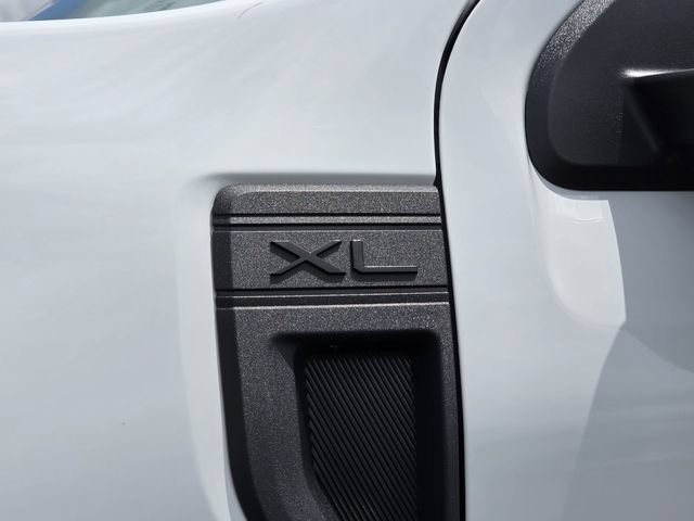 Certified 2025 Ford Maverick XL FWD image 29