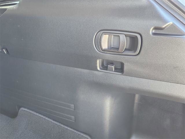 Used 2025 MAZDA CX-50 AWD 2.5 S w/ Preferred Package image 28