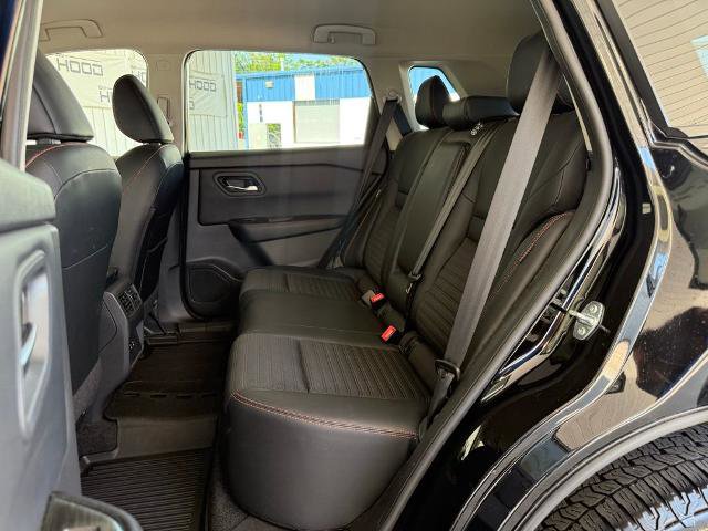Used 2025 Nissan Rogue SV w/ Rock Creek Premium Package AWD/4WD image 8