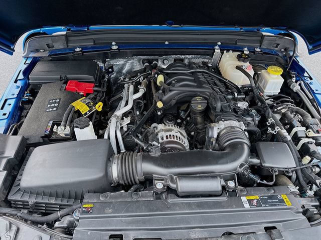 Used 2024 Jeep Gladiator Sport AWD/4WD image 38