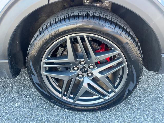 Certified 2025 Ford Explorer ST image 21