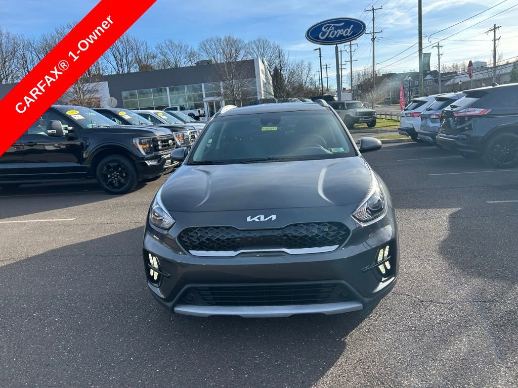 Used 2022 Kia Niro LXS image 2