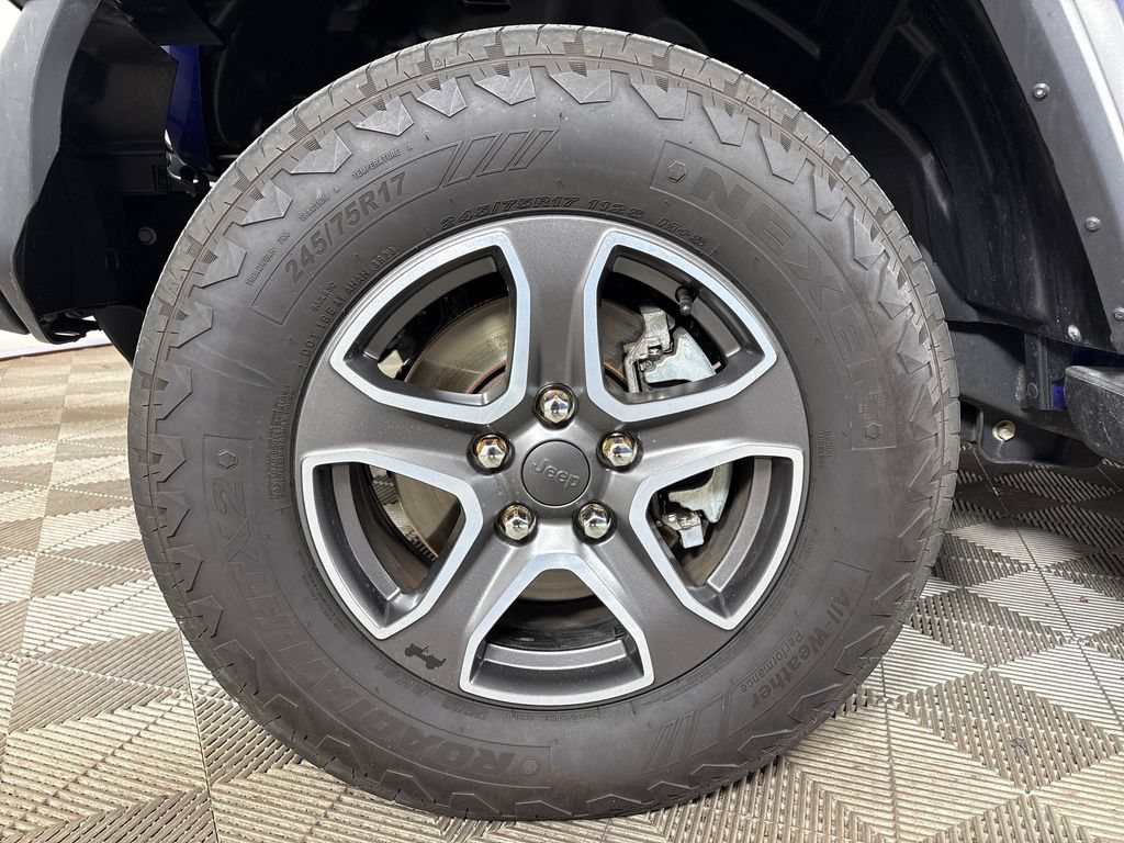 Used 2018 Jeep Wrangler Unlimited Sport S AWD/4WD image 12