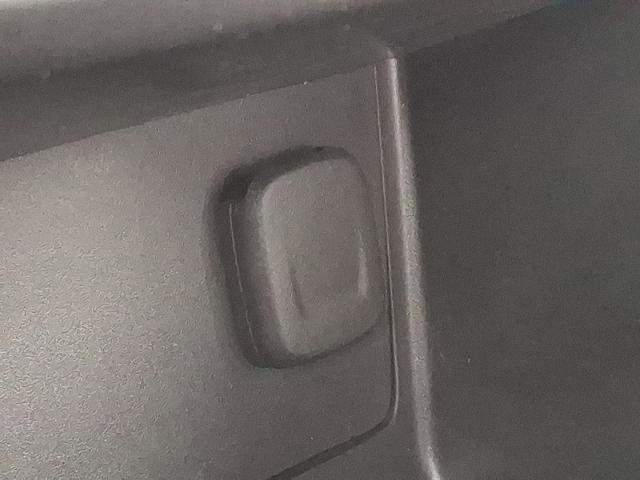 Used 2020 Chevrolet Colorado W/T w/ Custom Special Edition image 23