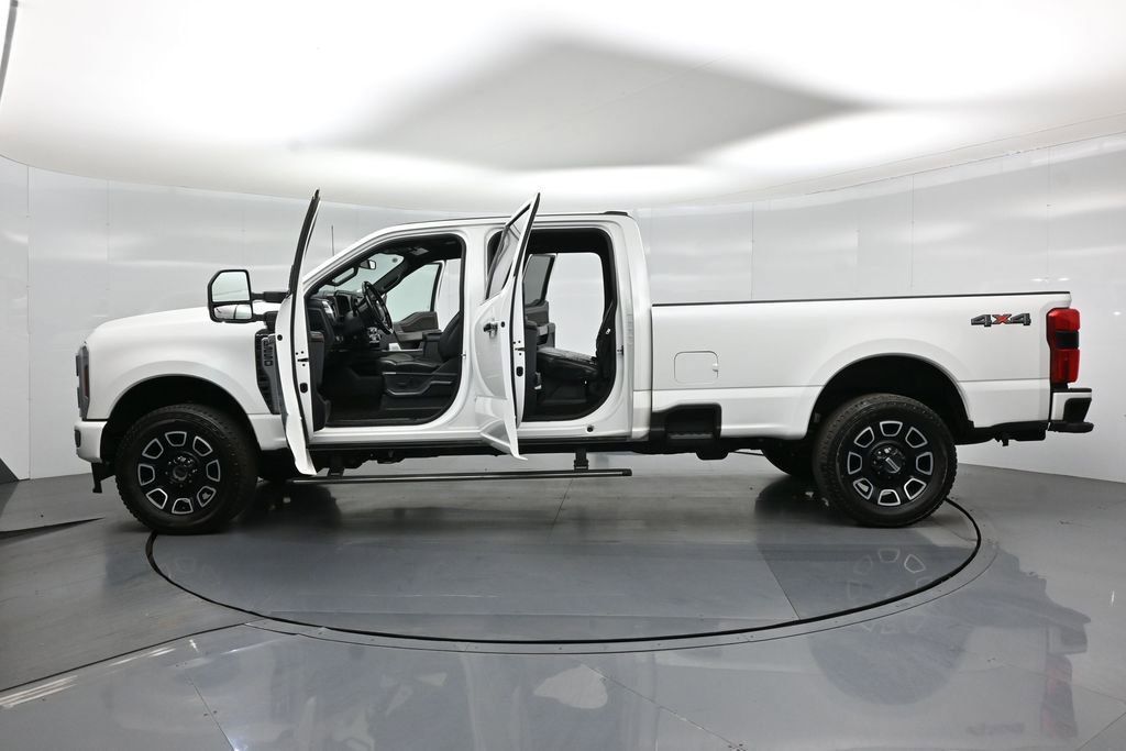 Certified 2024 Ford F250 Platinum AWD/4WD image 37