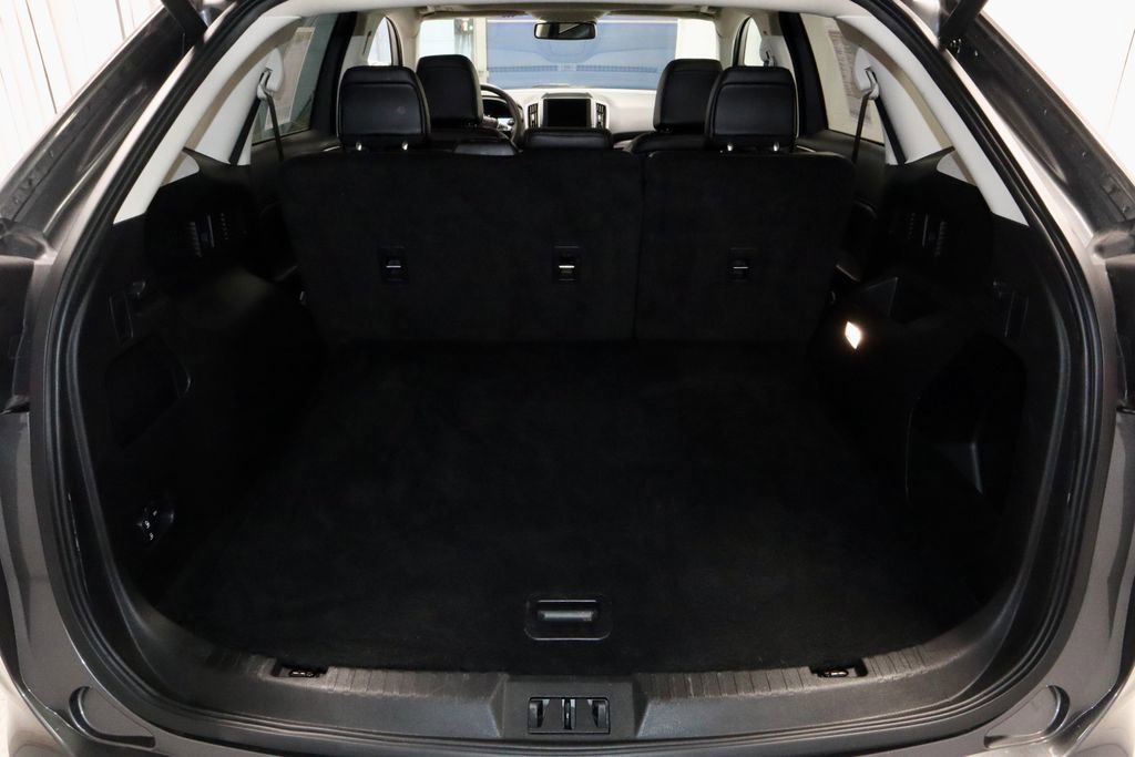 Certified 2024 Ford Edge SEL w/ Convenience Package AWD/4WD image 14