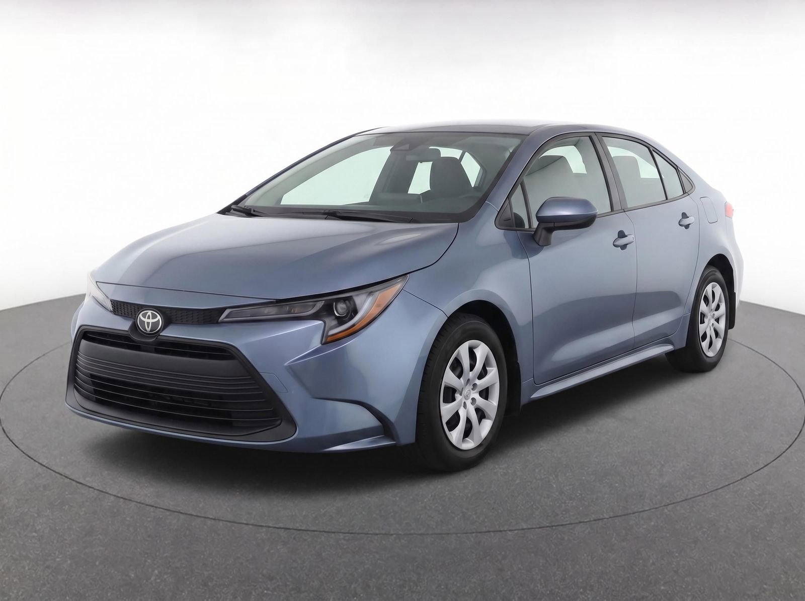 Used 2024 Toyota Corolla LE FWD image 3