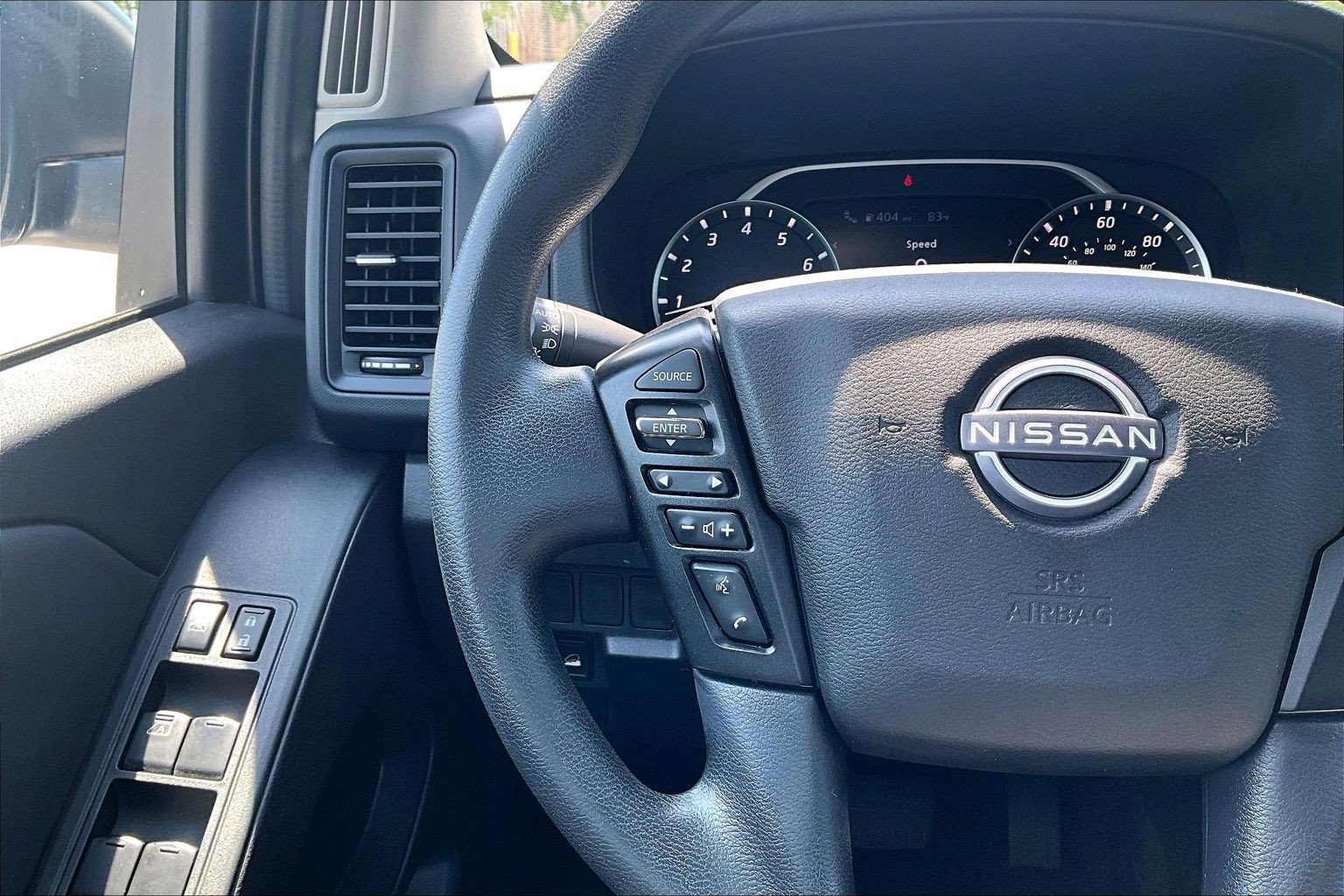 Used 2022 Nissan Frontier S w/ Technology Package AWD/4WD image 12