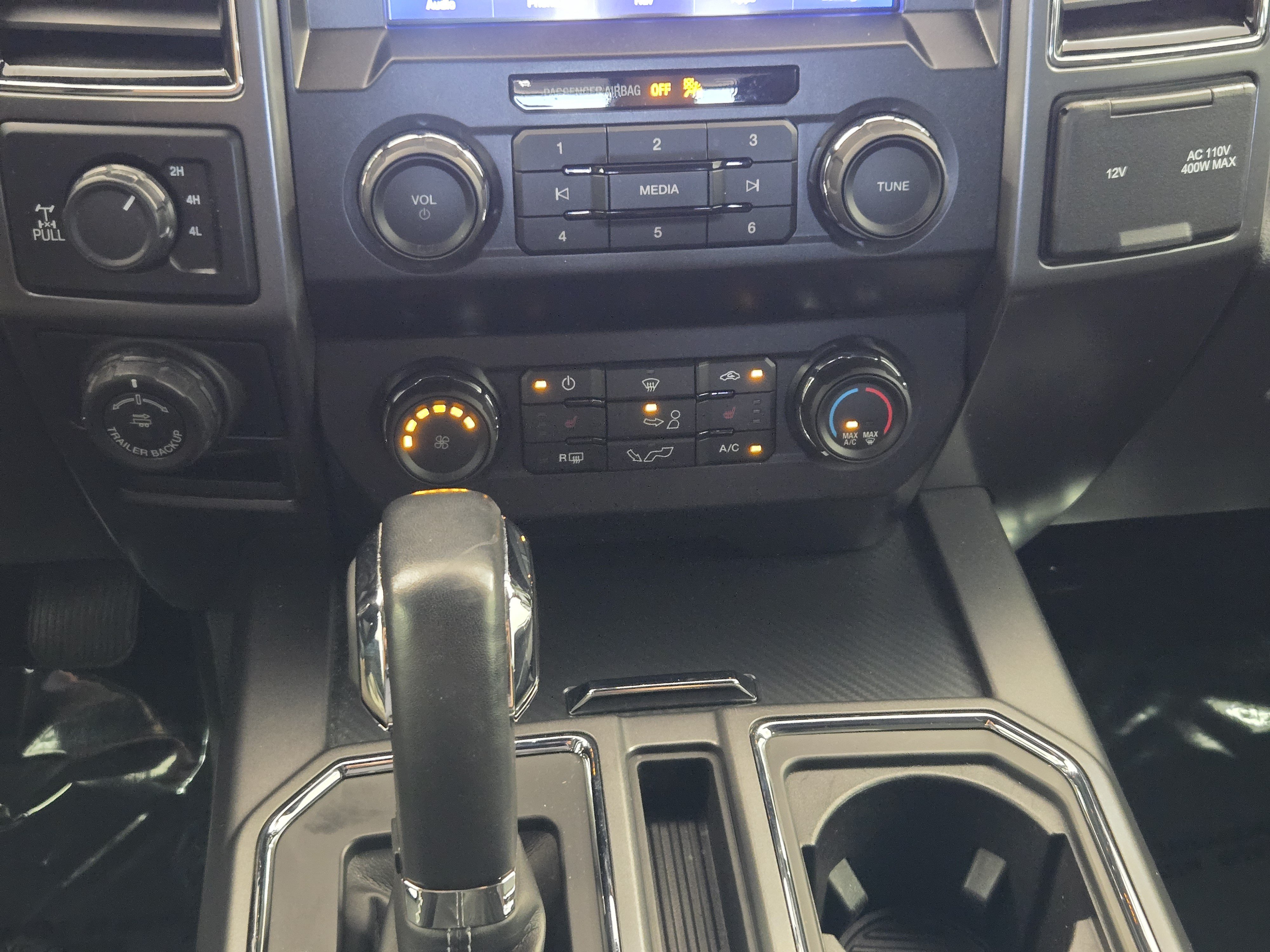 Certified 2020 Ford F150 XLT w/ Equipment Group 302A Luxury AWD/4WD image 19