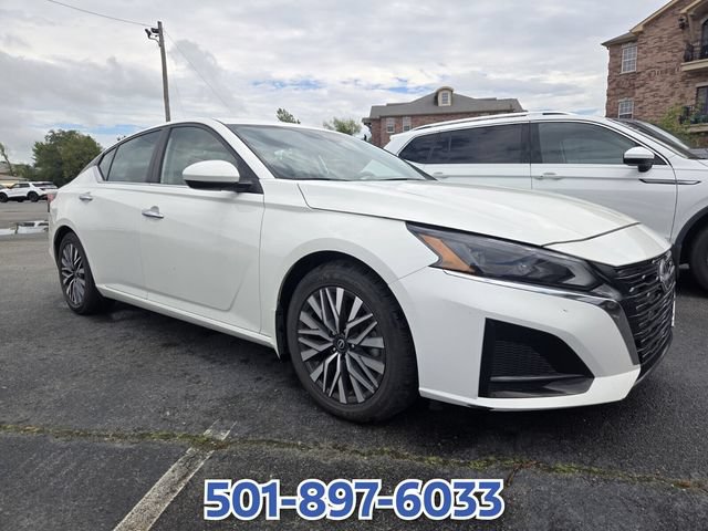 Used 2024 Nissan Altima 2.5 SV w/ SV Premium Package FWD image 7