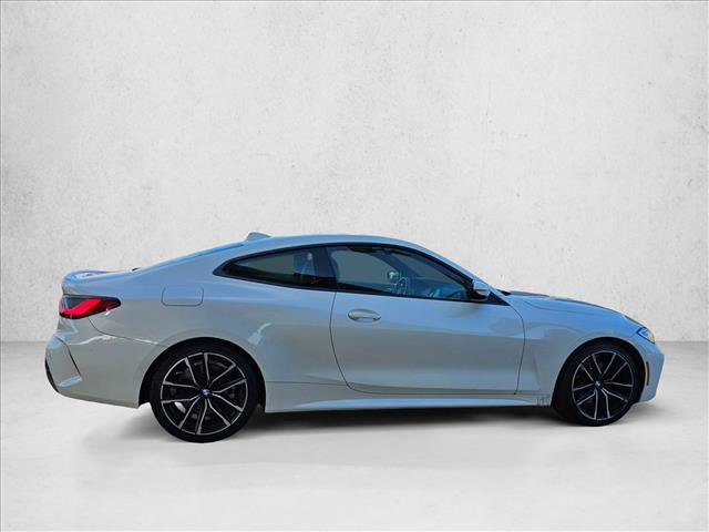 Used 2022 BMW 430i Coupe w/ M Sport Package RWD image 4