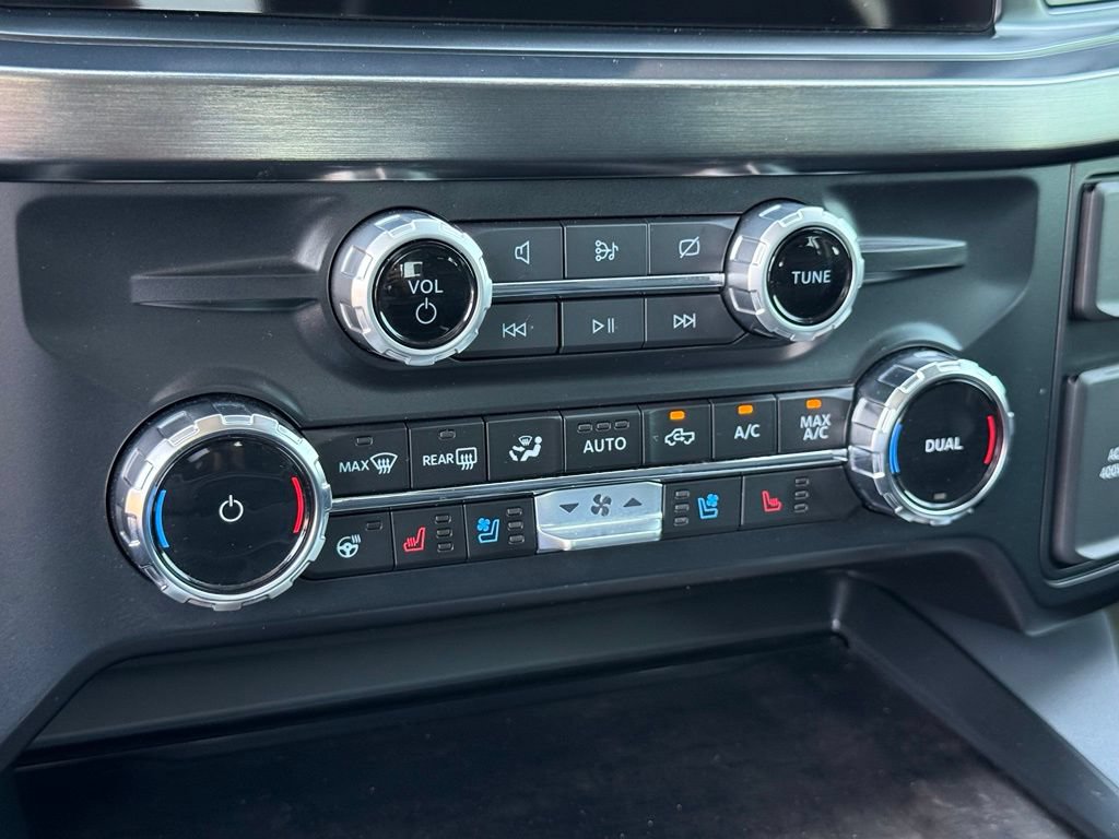 Certified 2024 Ford F250 Lariat w/ Sport Appearance Package AWD/4WD image 13