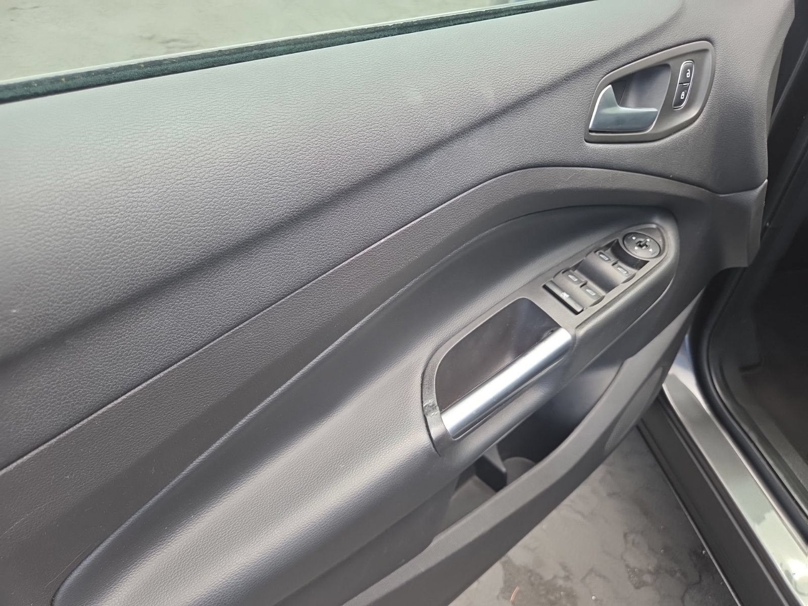 Certified 2018 Ford Escape SEL AWD/4WD image 21