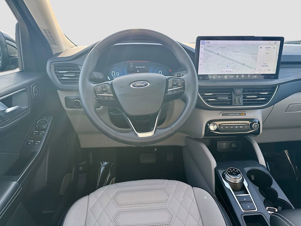 Certified 2023 Ford Escape Platinum w/ Premium Technology Package AWD/4WD image 19