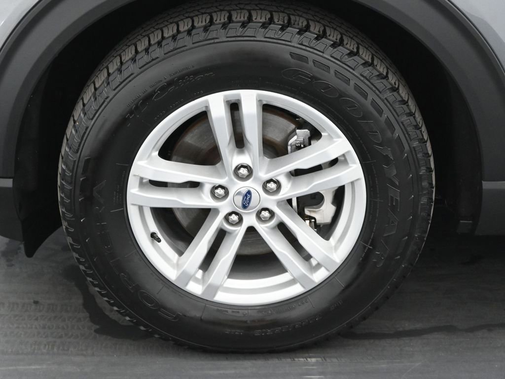 Certified 2022 Ford Explorer XLT w/ Equipment Group 202A image 55