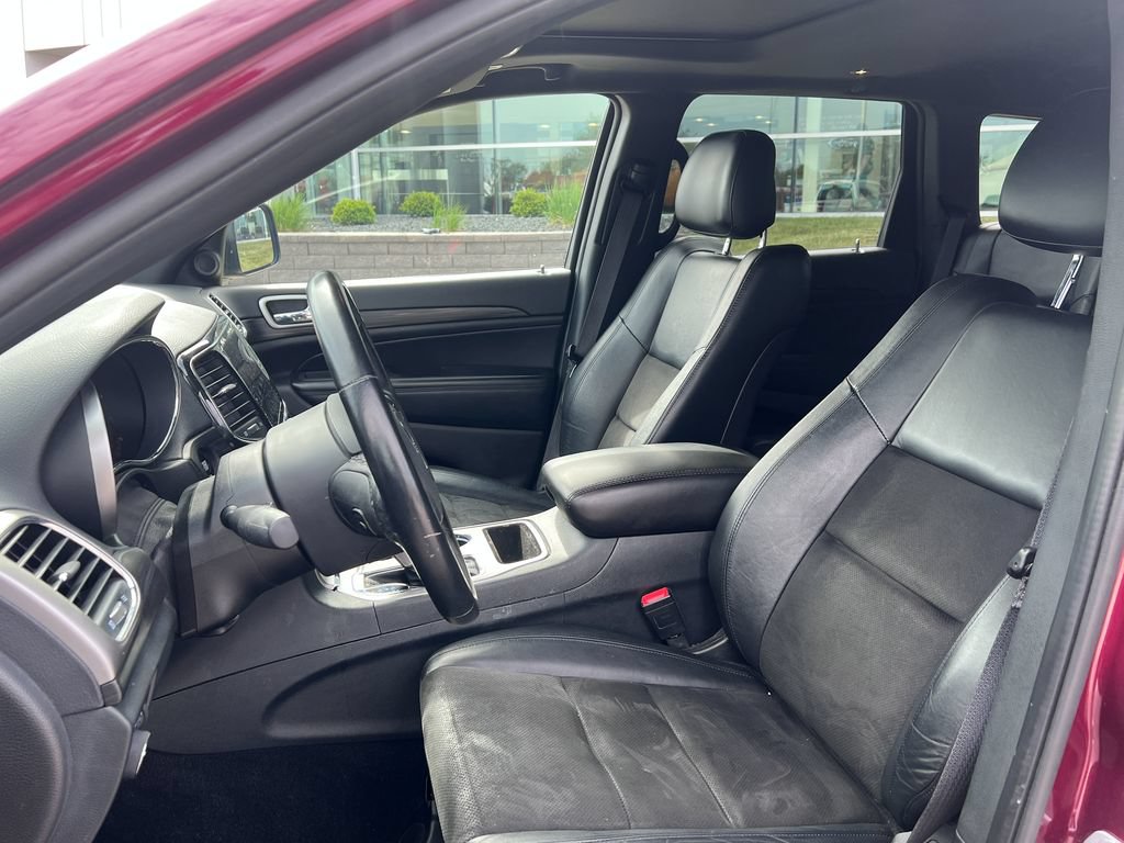 Used 2022 Jeep Grand Cherokee Laredo X AWD/4WD image 10