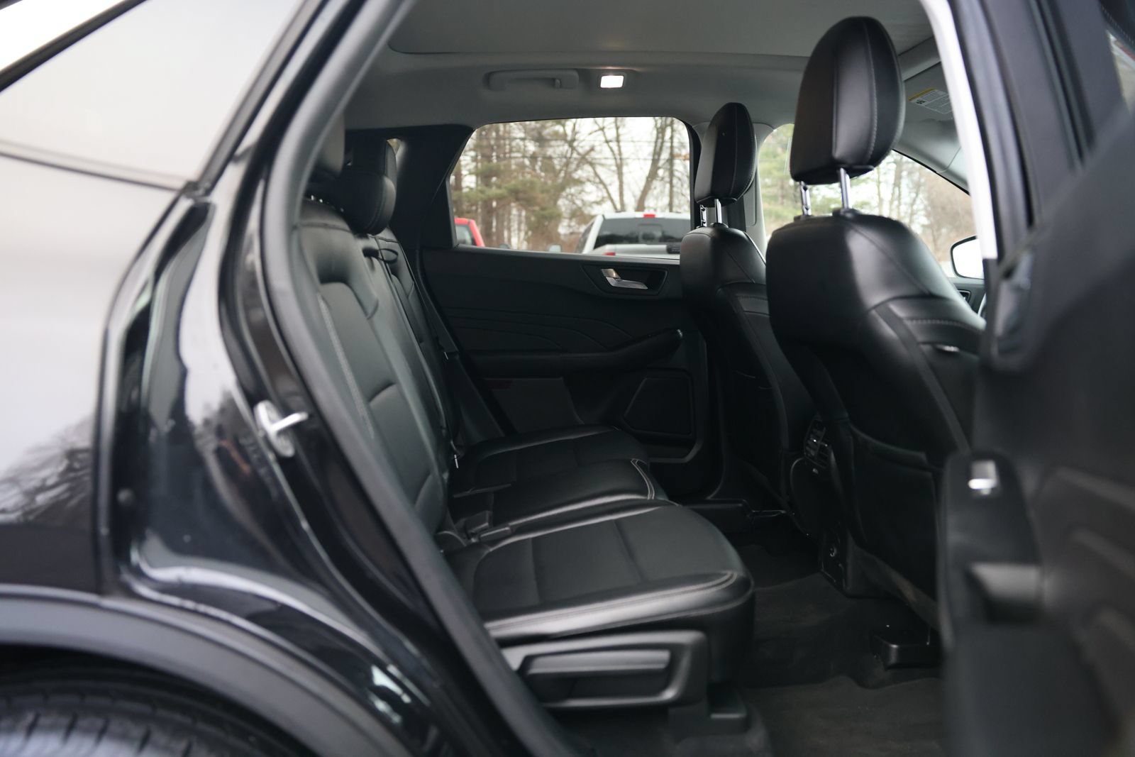 Certified 2022 Ford Escape SEL AWD/4WD image 12