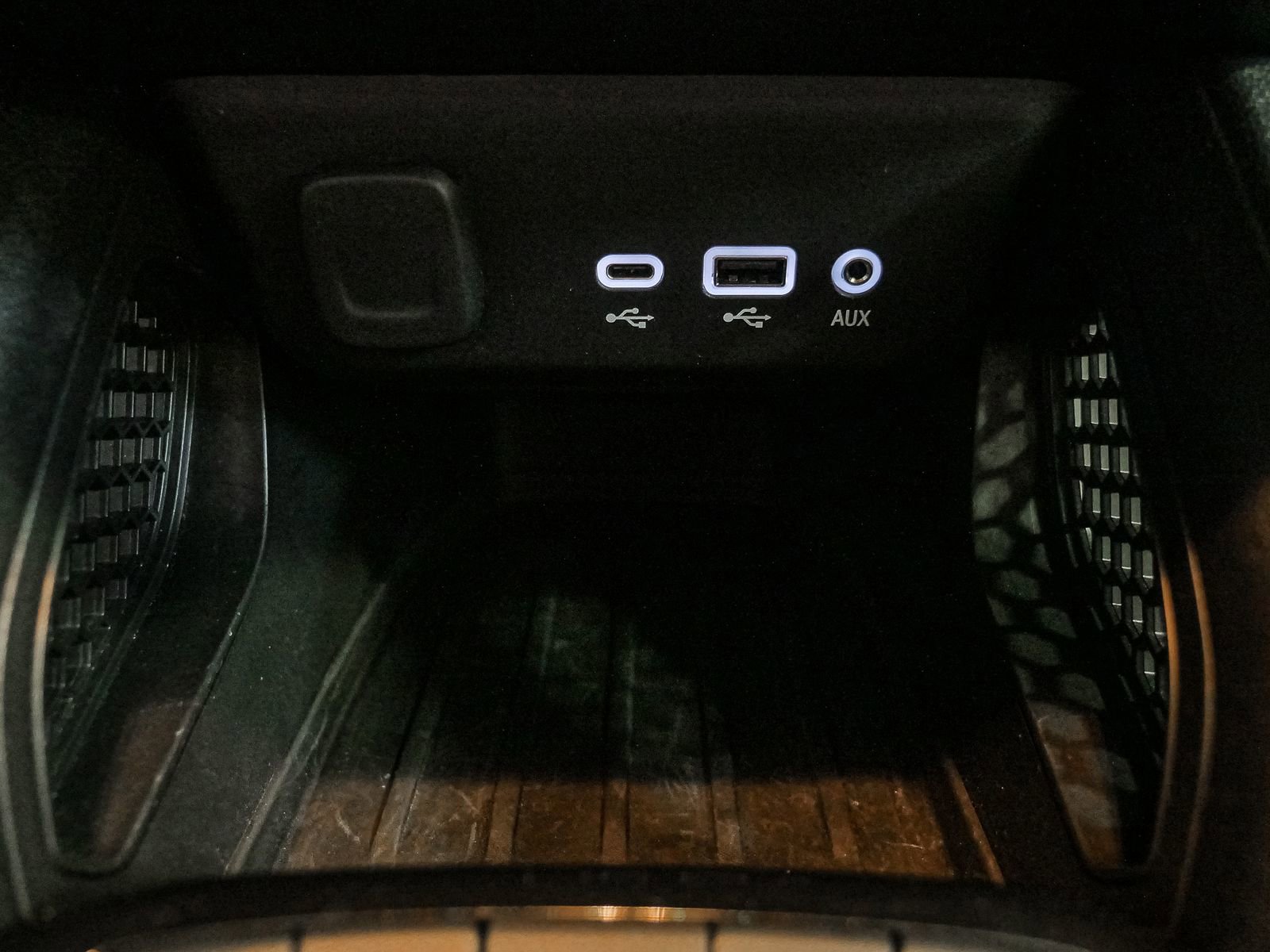 Used 2023 Chevrolet TrailBlazer LT w/ Convenience Package image 29