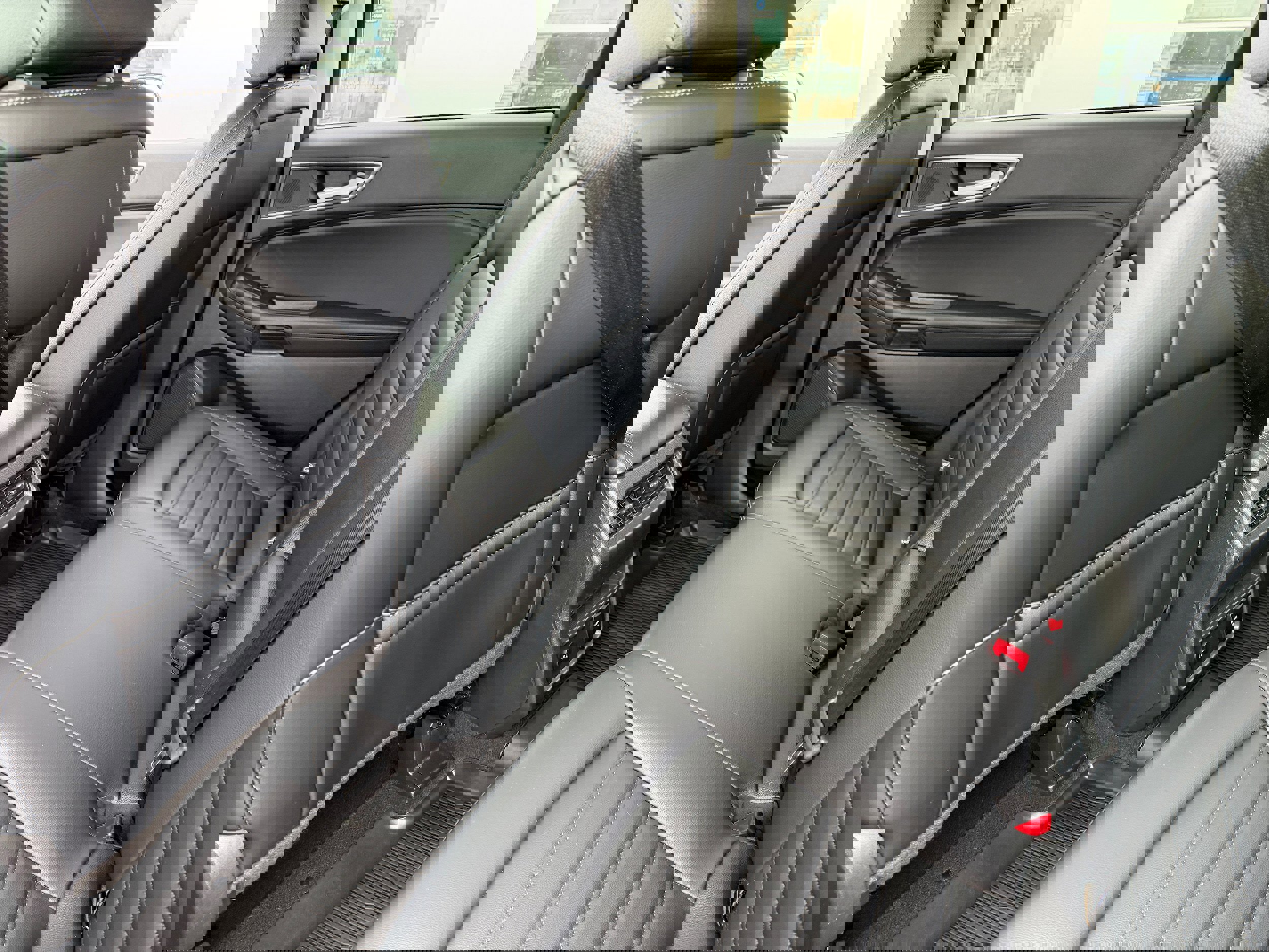 Certified 2024 Ford Edge SEL w/ Convenience Package image 16