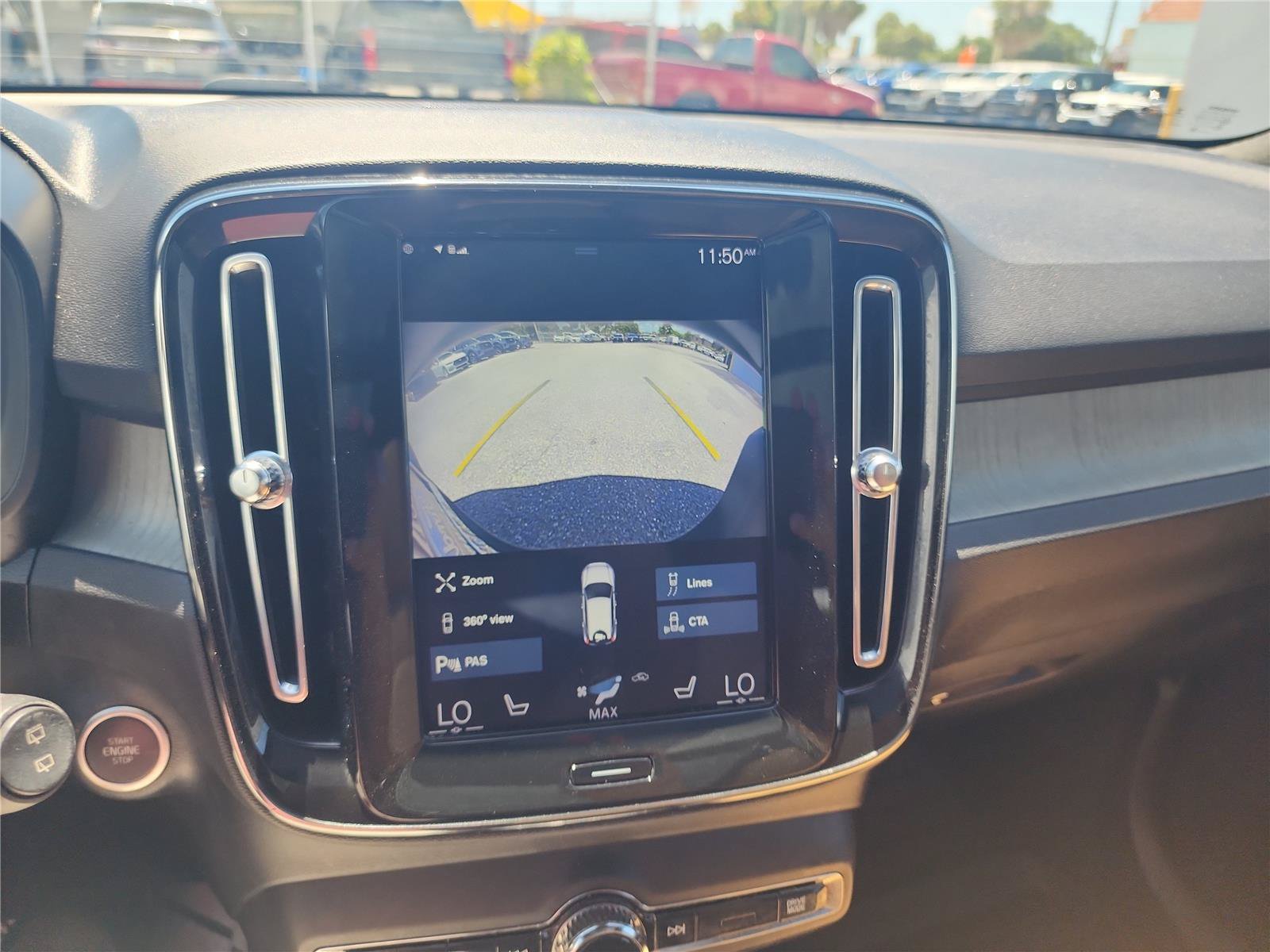 Used 2020 Volvo XC40 T4 Inscription w/ Protection Package Premier FWD image 34