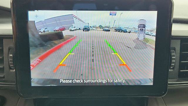 Certified 2024 Ford Explorer XLT image 21