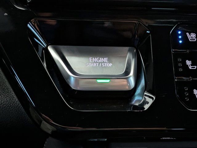 Used 2025 GMC Sierra 2500 Denali w/ Technology Package image 29