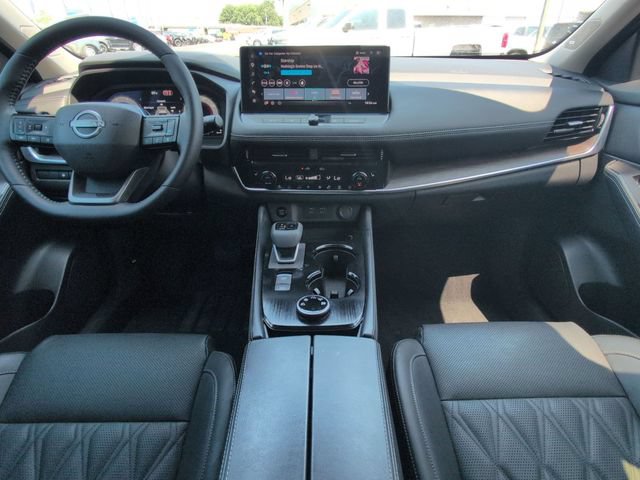 Used 2026 Nissan Rogue Platinum w/ Platinum Premium Package AWD/4WD image 15