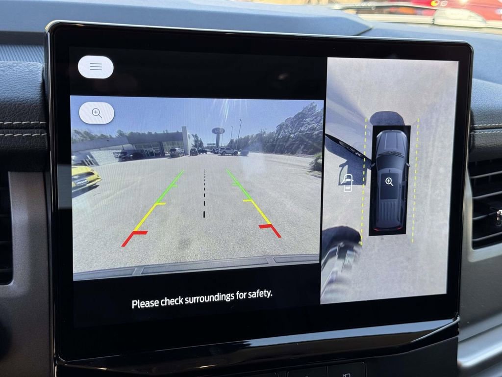 Certified 2022 Ford Expedition XLT image 9