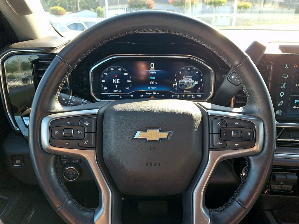 Used 2025 Chevrolet Silverado 2500 LTZ w/ LTZ Premium Package AWD/4WD image 20