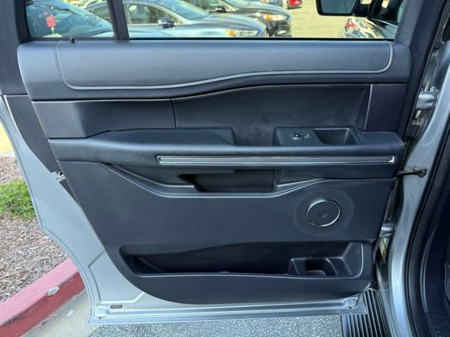 Certified 2024 Ford Expedition Max XLT image 11