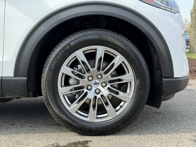 Certified 2025 Ford Explorer Active w/ Active Comfort Package image 26