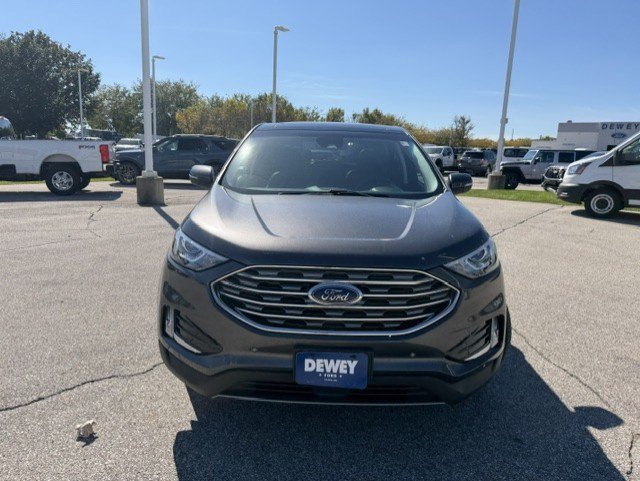 Certified 2020 Ford Edge Titanium w/ Class II Trailer Tow Package AWD/4WD image 2