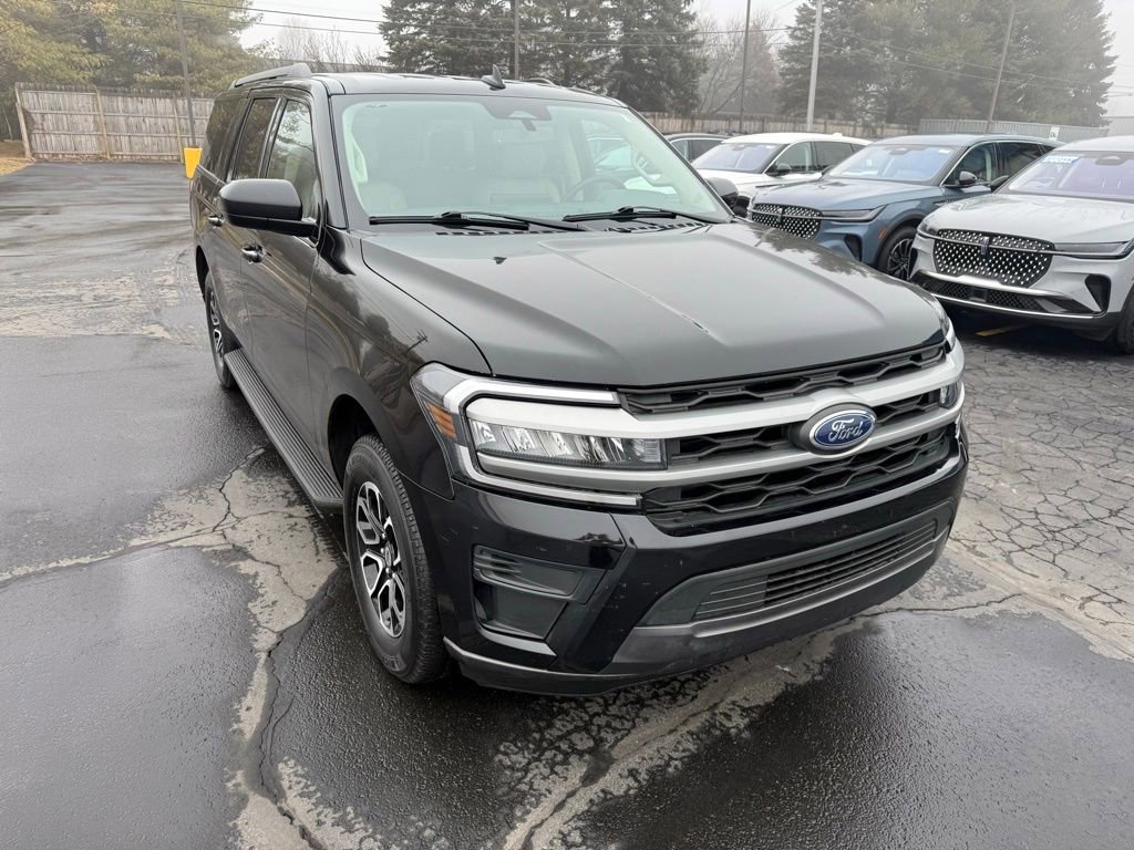Certified 2024 Ford Expedition Max XLT image 8