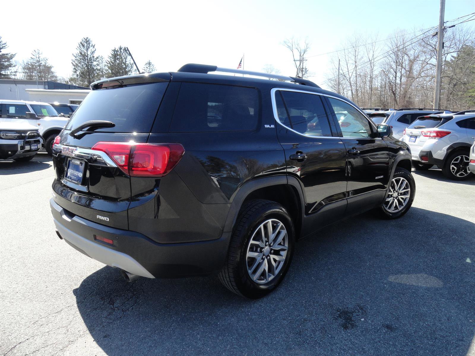 Used 2019 GMC Acadia SLE w/ Driver Alert Package I image 5