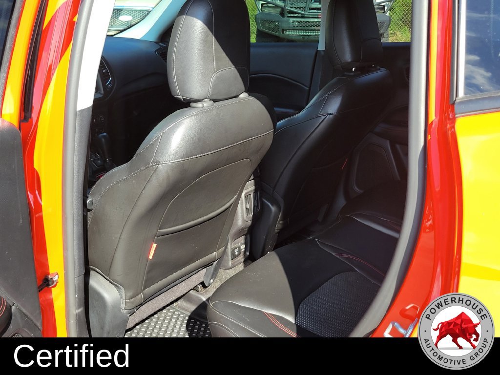 Used 2018 Jeep Compass Trailhawk w/ Popular Equipment Group AWD/4WD image 16