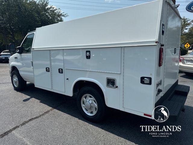 Certified 2024 Ford E-350 and Econoline 350 Super Duty w/ Power Windows & Locks Group RWD image 6