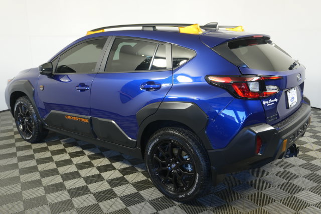 Used 2025 Subaru Crosstrek 2.5i Wilderness w/ Crosstrek Mirror Package AWD/4WD image 5