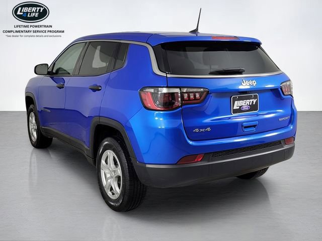 Used 2022 Jeep Compass Sport image 3